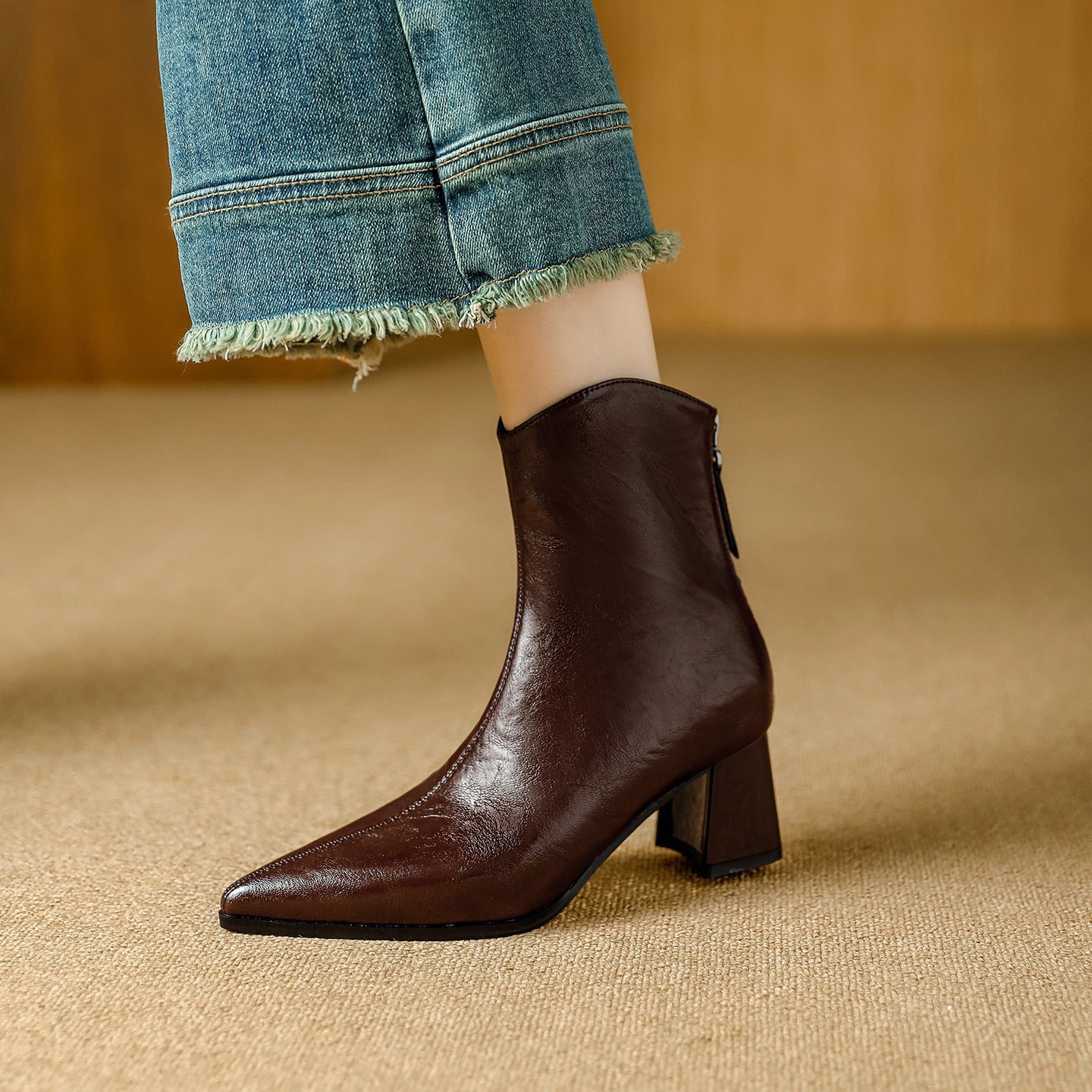 Selected Variant Image